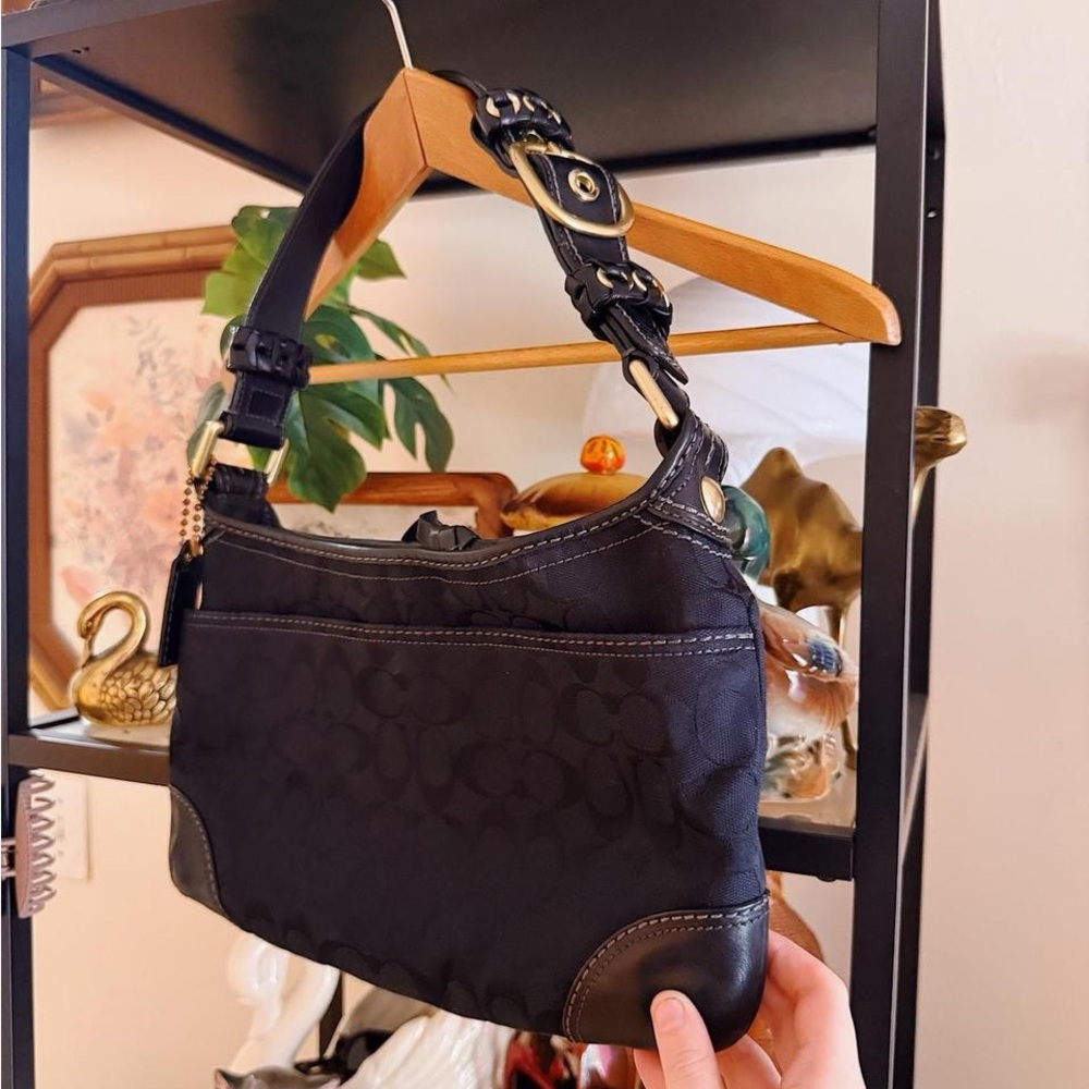 Coach Shoulder Bag - Picture 3 of 4